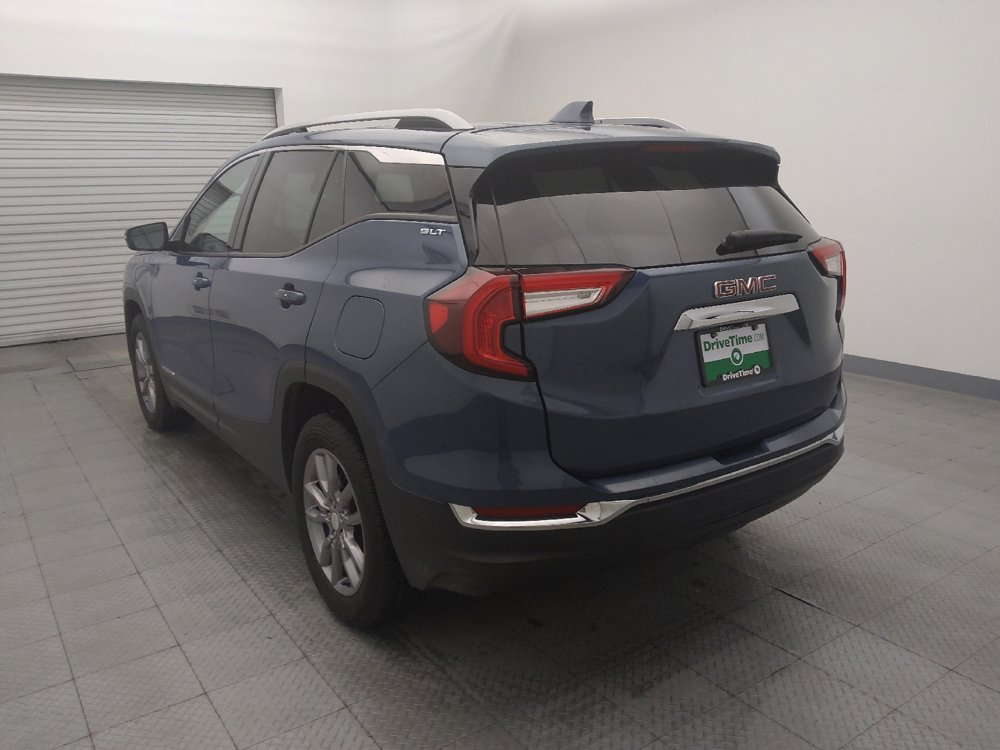 Used 2024 GMC Terrain SLT AWD/4WD image 5