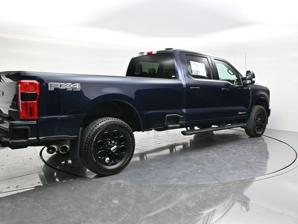 Used 2025 Ford F350 XLT w/ Black Appearance Package image 5