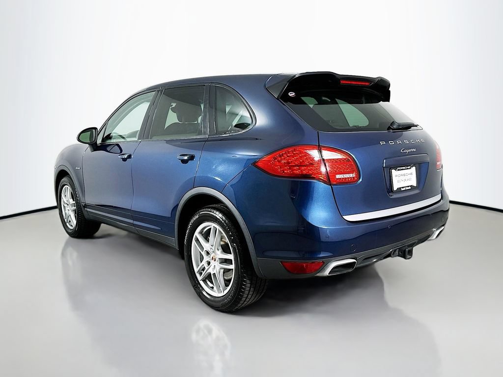 Used 2014 Porsche Cayenne Diesel AWD/4WD image 3
