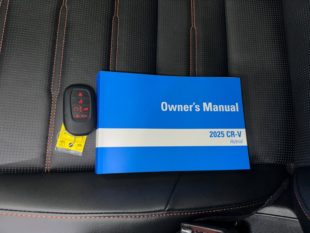 Used 2025 Honda CR-V Sport Touring image 16