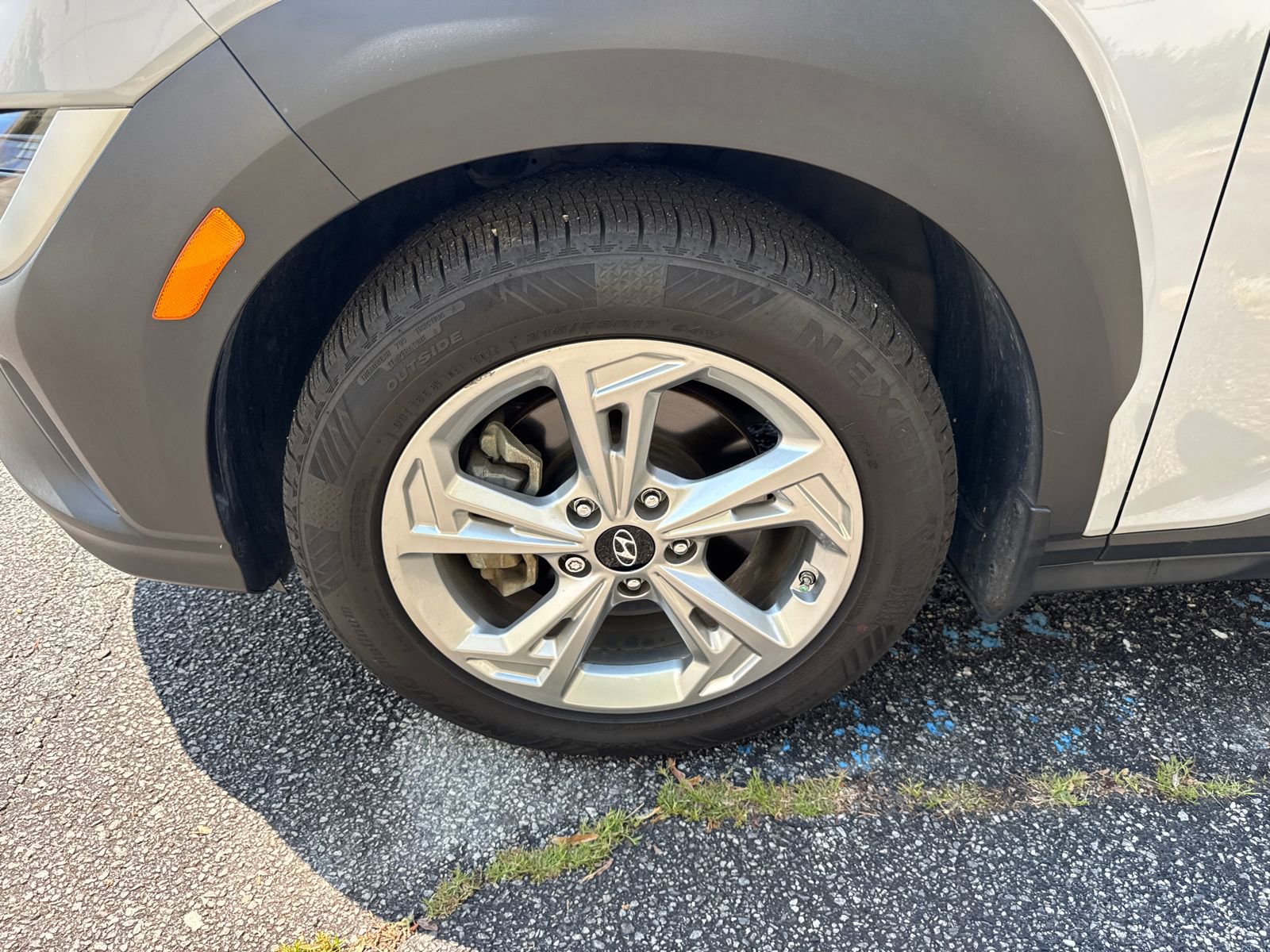 Used 2023 Hyundai Kona SEL w/ Cargo Package AWD/4WD image 11