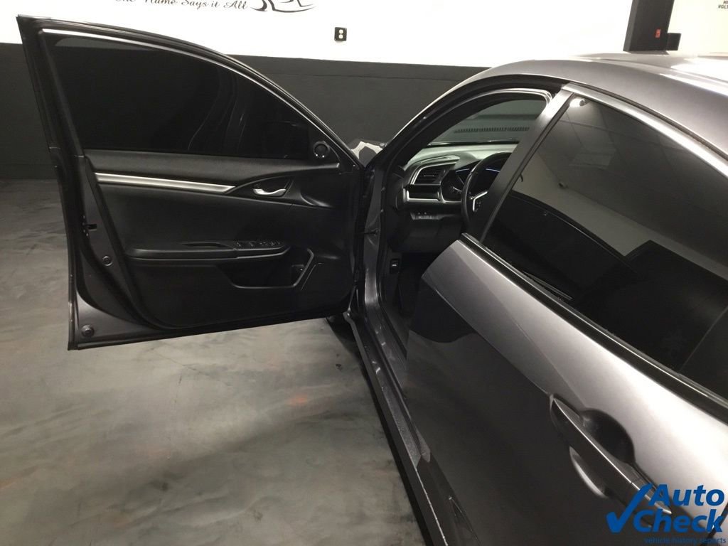 Used 2019 Honda Civic Sport image 17