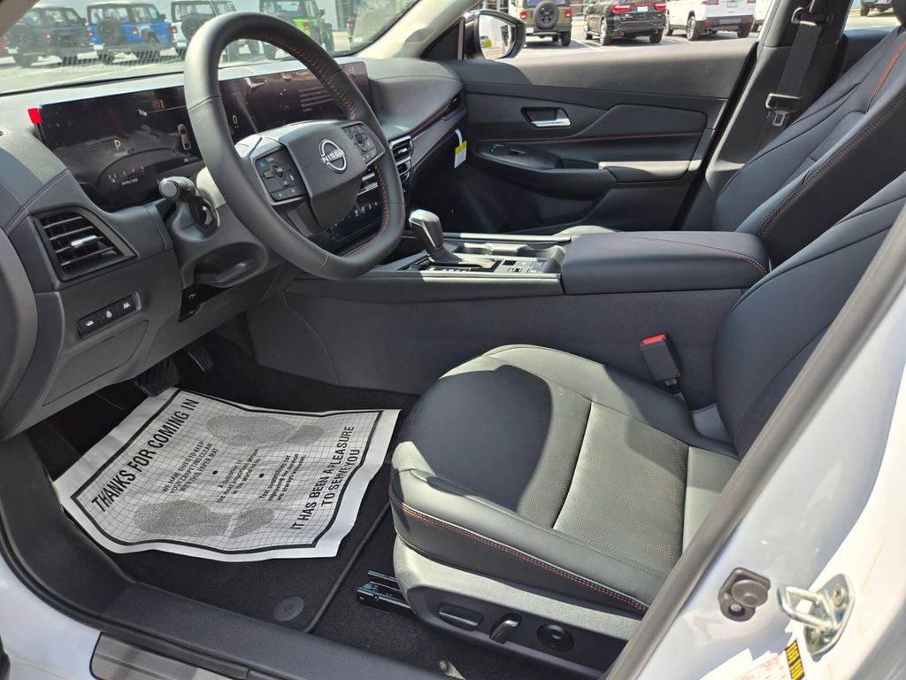 New 2026 Nissan Sentra SR w/ SR Premium Package image 4