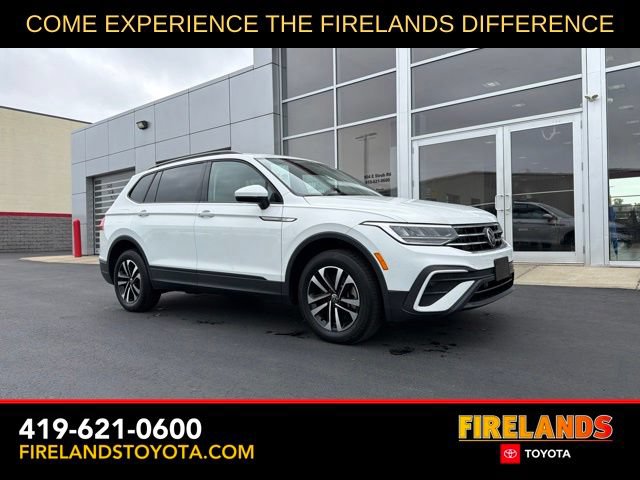 Used 2023 Volkswagen Tiguan S AWD/4WD image 1