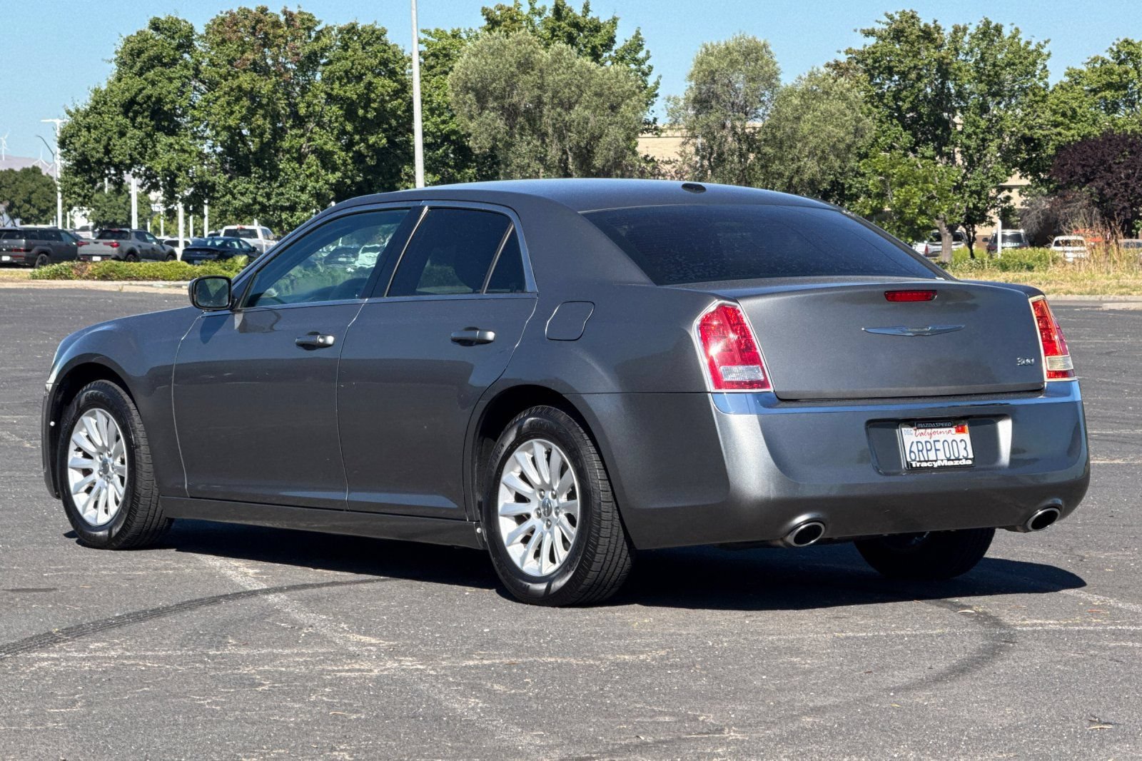 Used 2012 Chrysler 300 RWD image 6