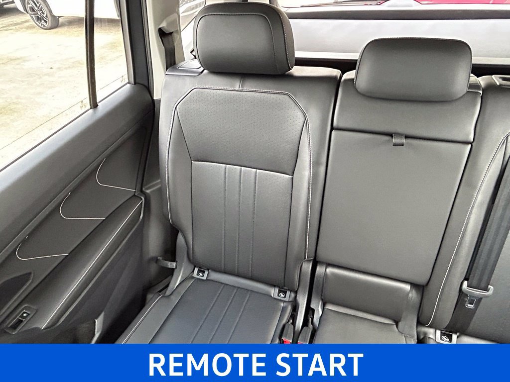 Certified 2023 Volkswagen Tiguan SE w/ Panoramic Sunroof Package FWD image 14