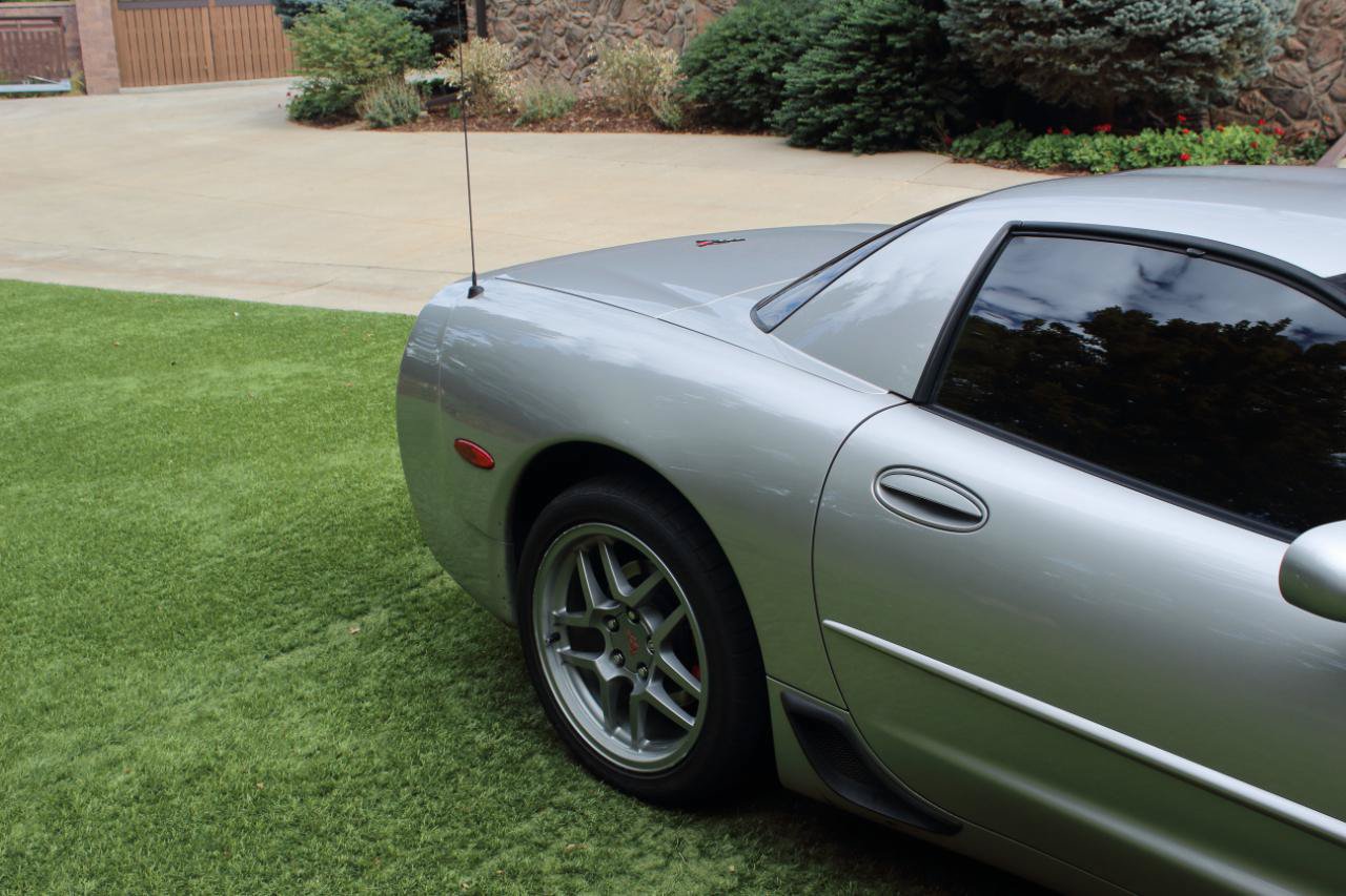 Used 2004 Chevrolet Corvette Z06 w/ Memory Package RWD image 37
