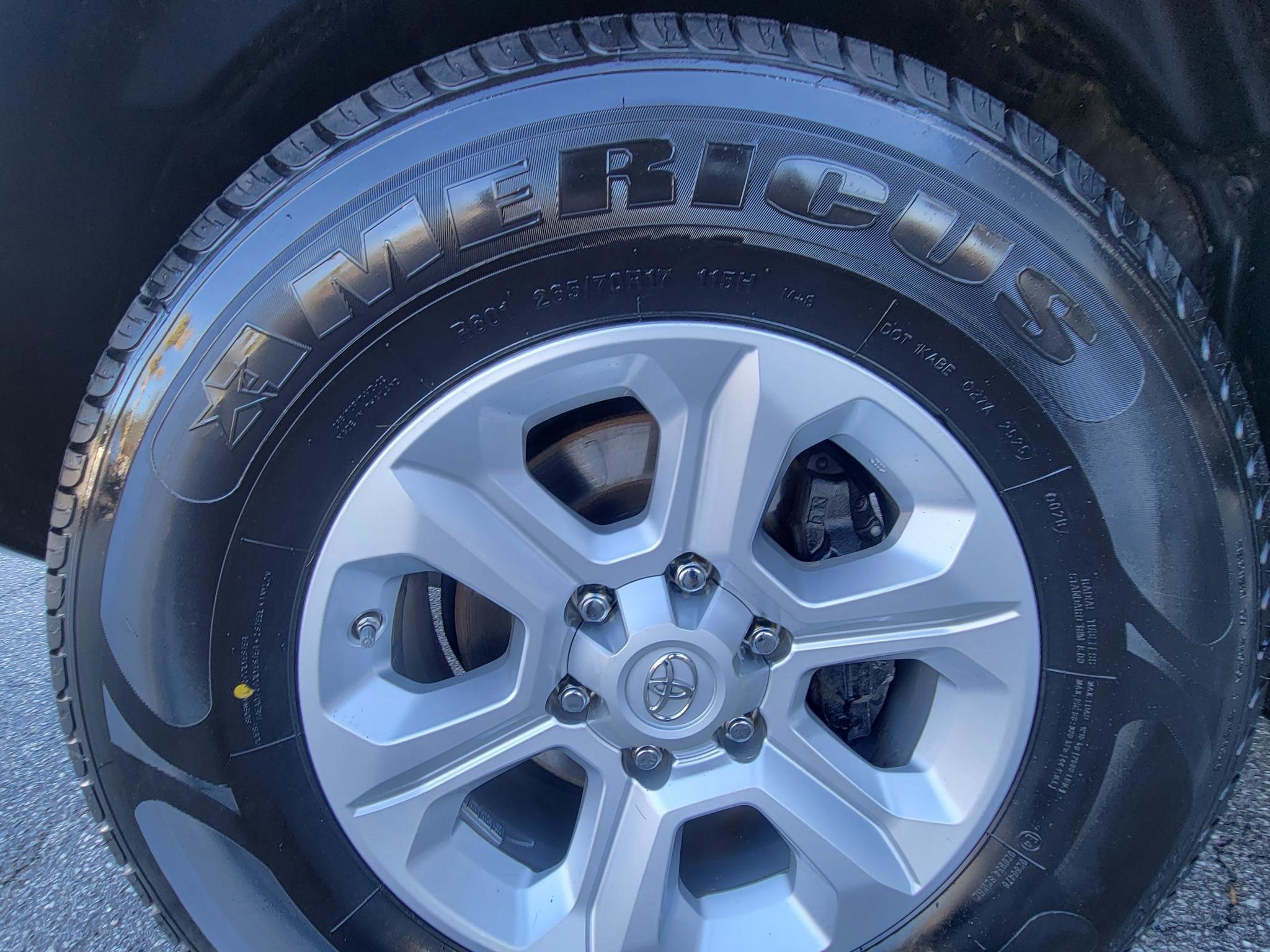 Used 2018 Toyota 4Runner SR5 image 59