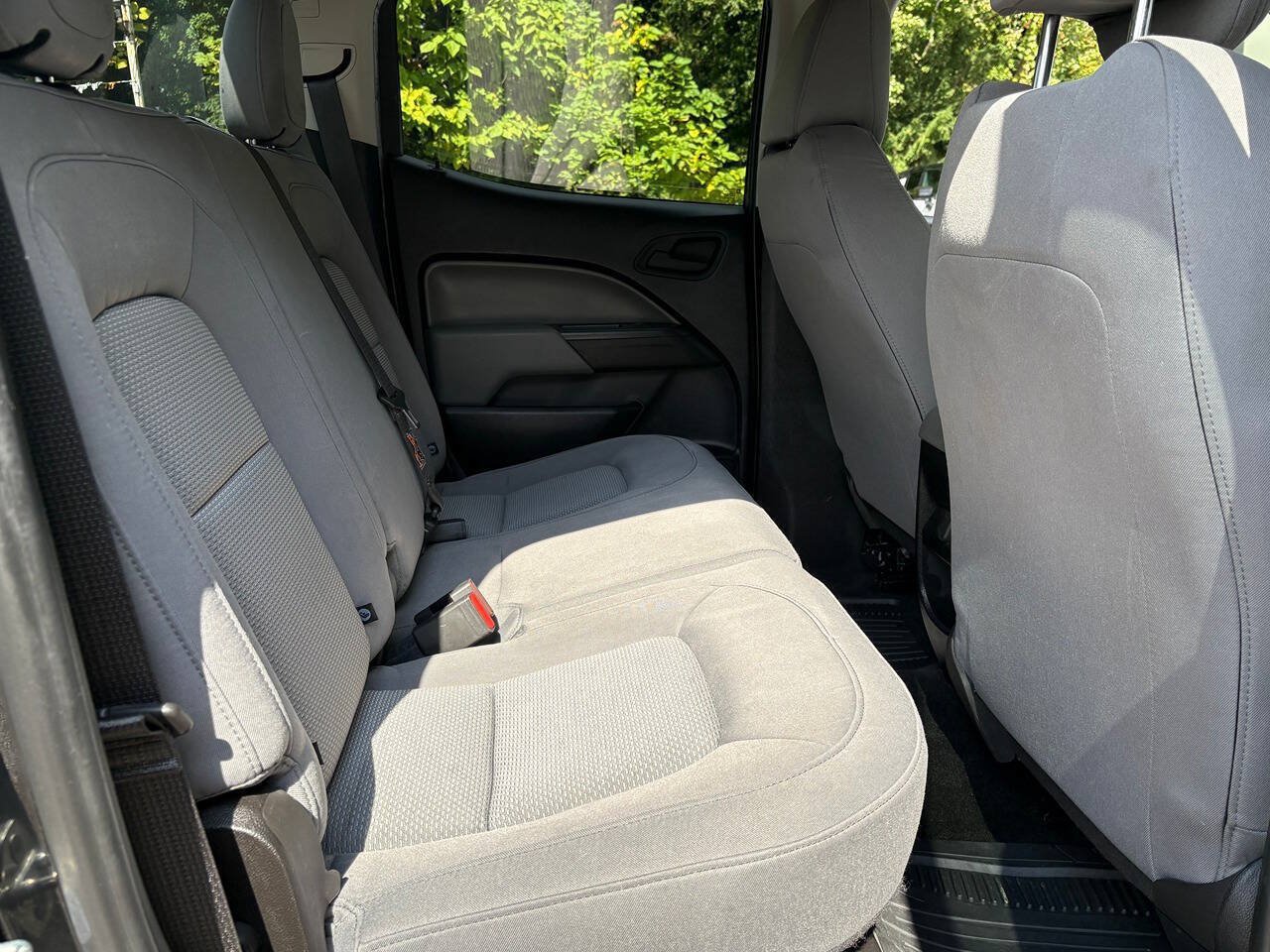 Used 2018 Chevrolet Colorado W/T w/ Custom Special Edition RWD image 22