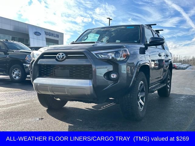 Used 2022 Toyota 4Runner TRD Off-Road Premium AWD/4WD image 4