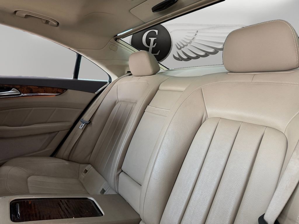 Used 2012 Mercedes-Benz CLS 550 w/ Premium I Pkg image 13