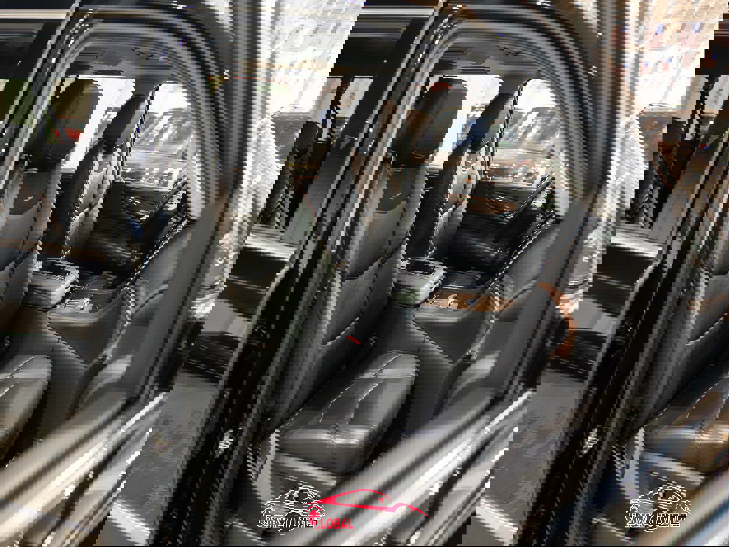 Used 2020 Cadillac Escalade ESV Luxury image 17