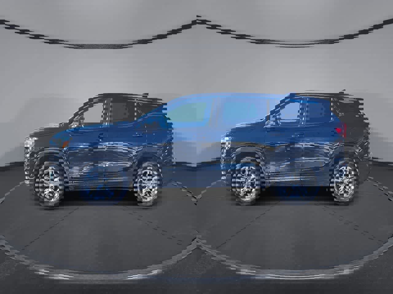 Used 2024 GMC Terrain SLE image 5