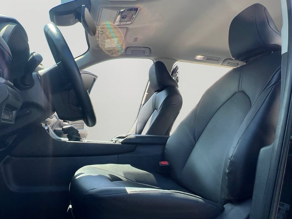 Used 2025 Toyota Grand Highlander AWD image 22