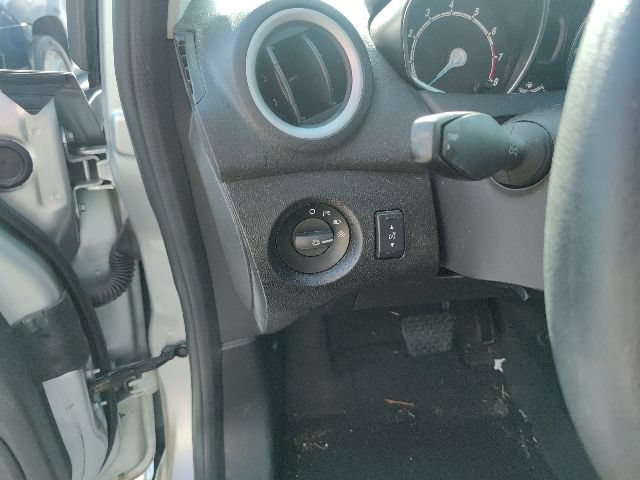 Used 2019 Ford Fiesta SE FWD image 27