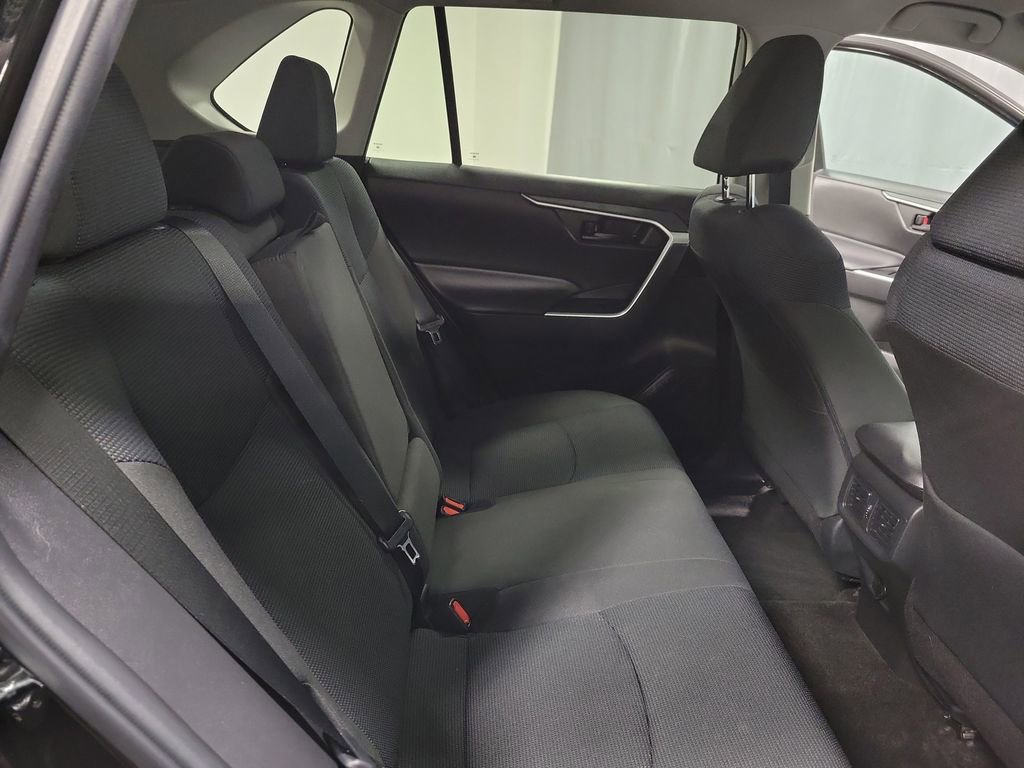 Used 2023 Toyota RAV4 LE image 21