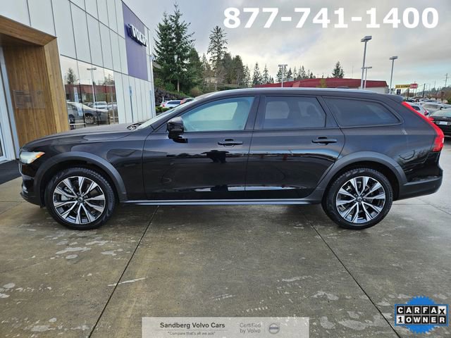 Certified 2024 Volvo V90 B6 Cross Country Plus image 8