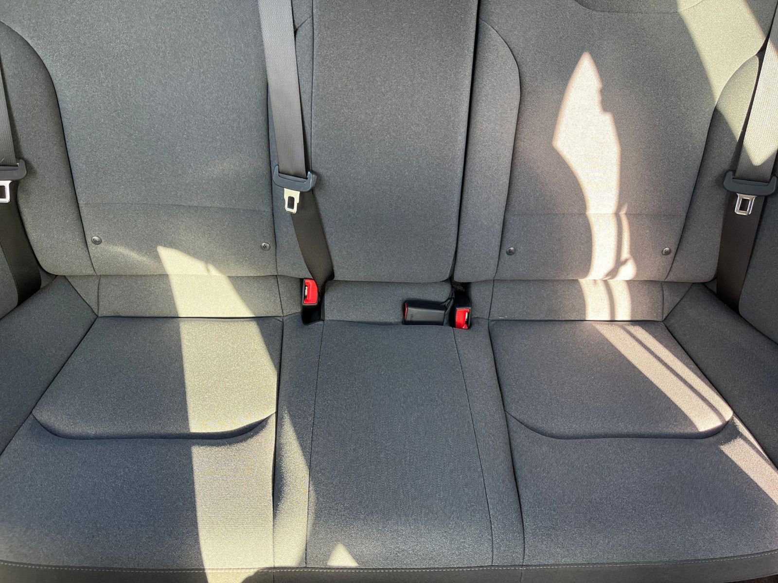 Used 2025 Kia K4 LXS image 37