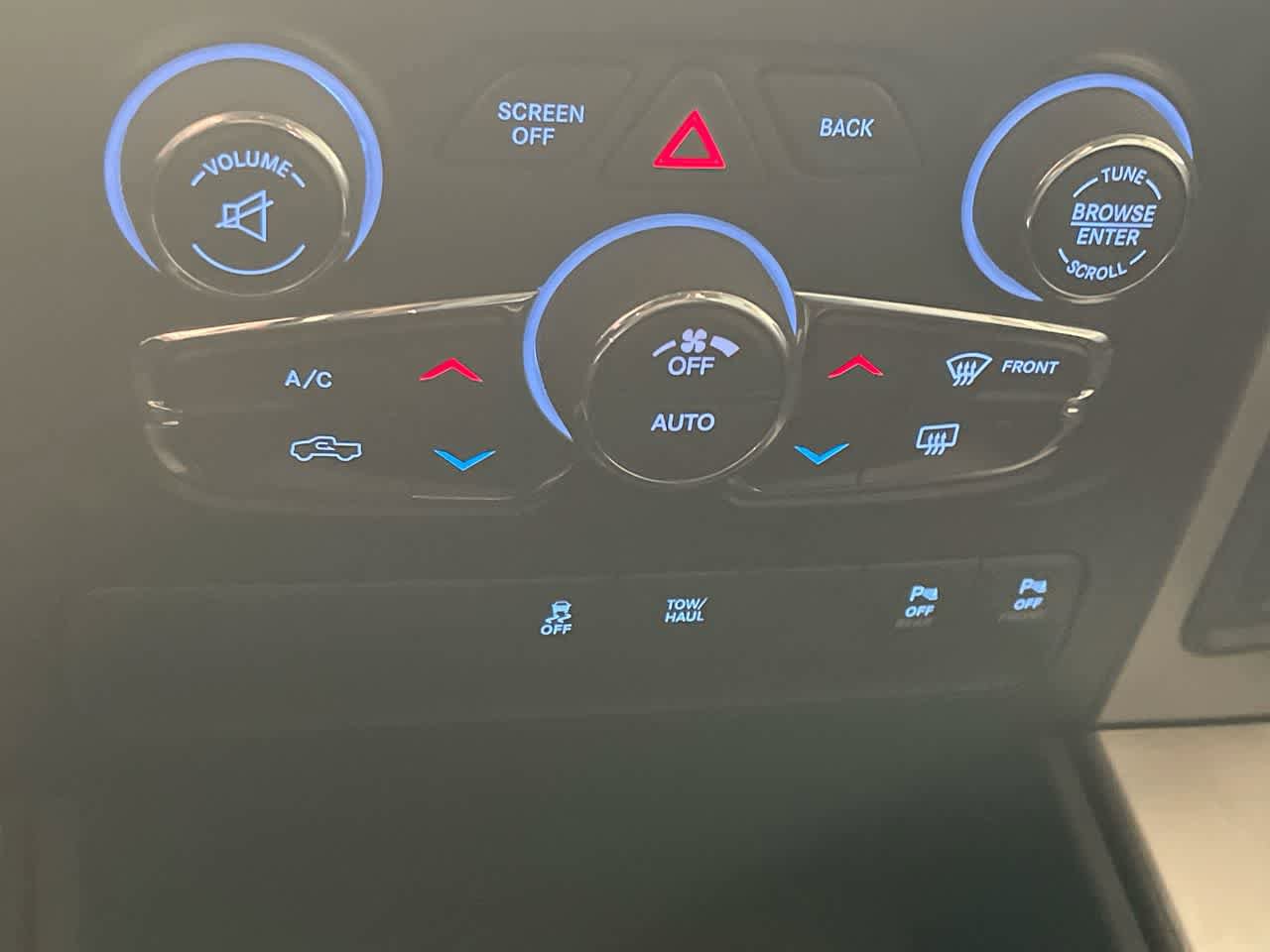 Used 2017 RAM 1500 Lone Star AWD/4WD image 18