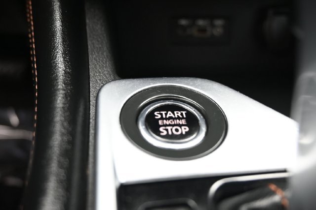 Used 2021 Nissan Sentra SR w/ Electronics Package FWD image 28