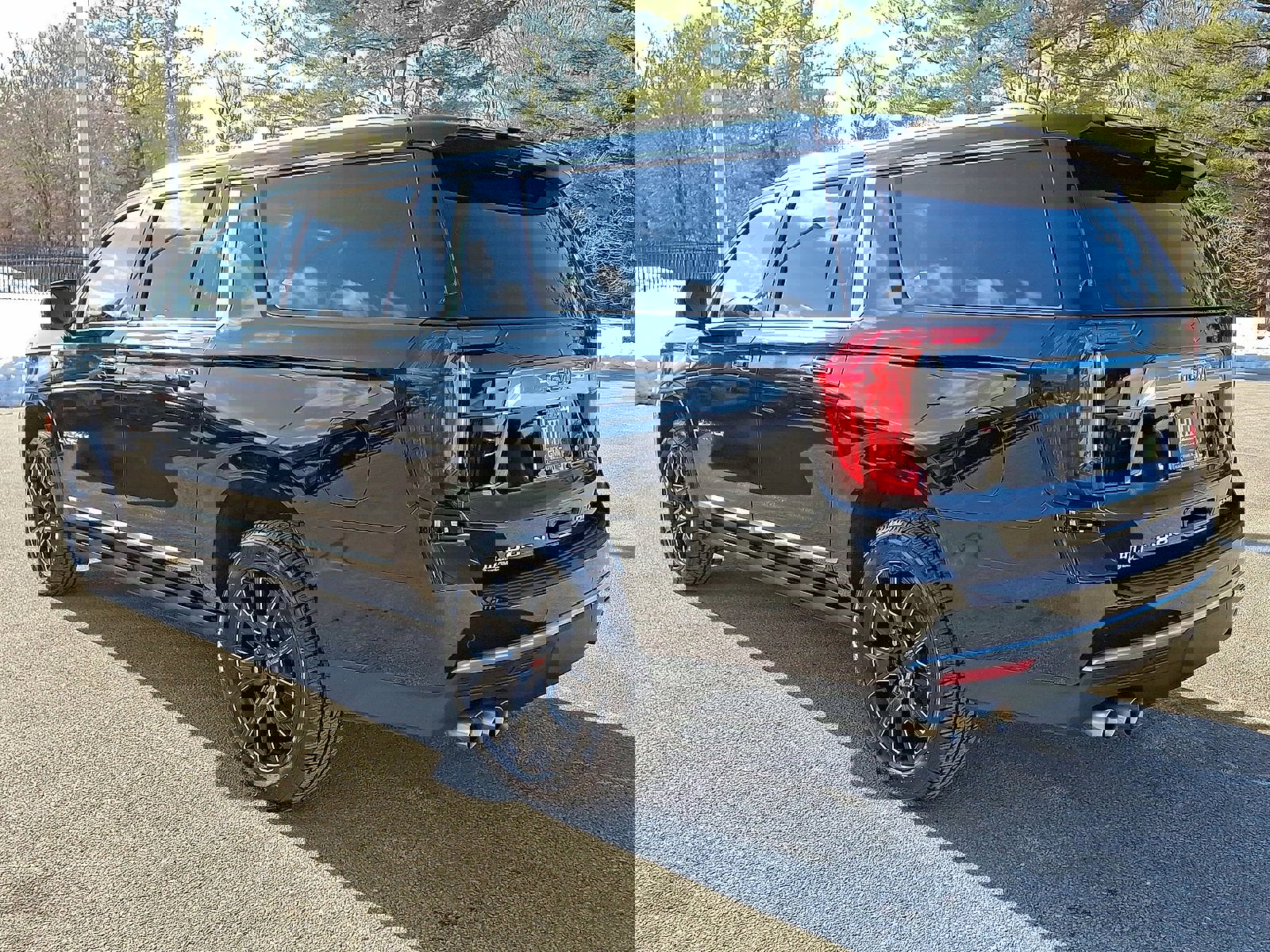 Certified 2023 GMC Yukon XL Denali image 22