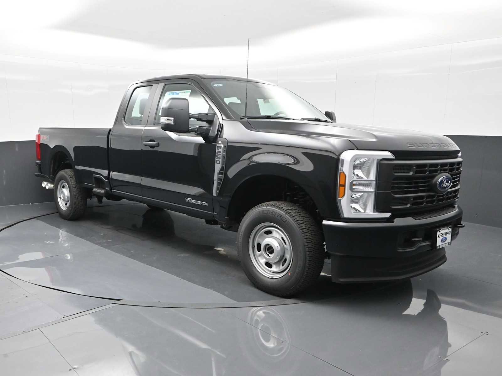 New 2025 Ford F250 XL w/ FX4 Off-Road Package image 1