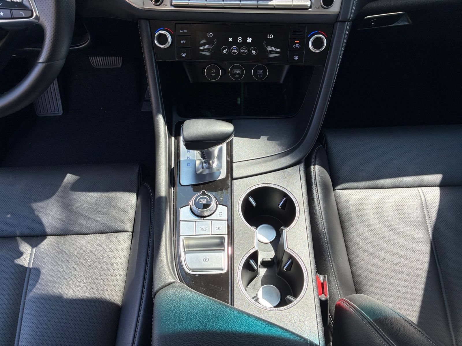 Used 2026 Genesis G70 2.5T RWD image 42