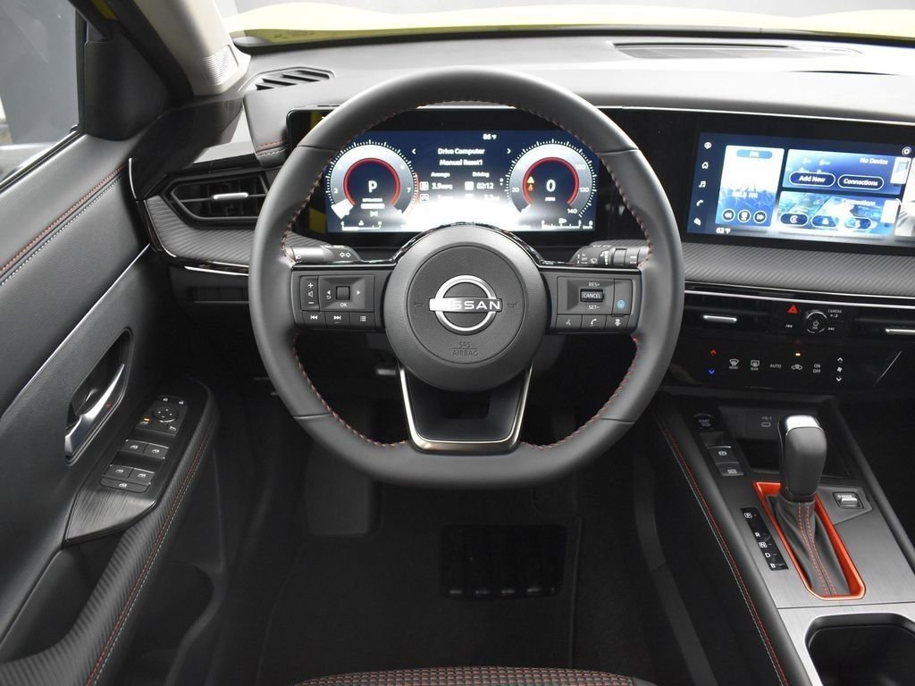 New 2025 Nissan Kicks SR AWD/4WD image 13