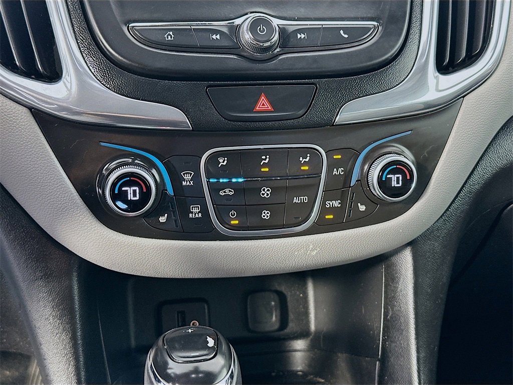 Used 2018 Chevrolet Equinox LT image 15