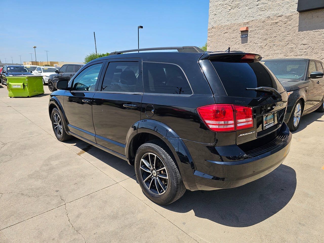 Used 2018 Dodge Journey SE w/ Blacktop Package FWD image 7