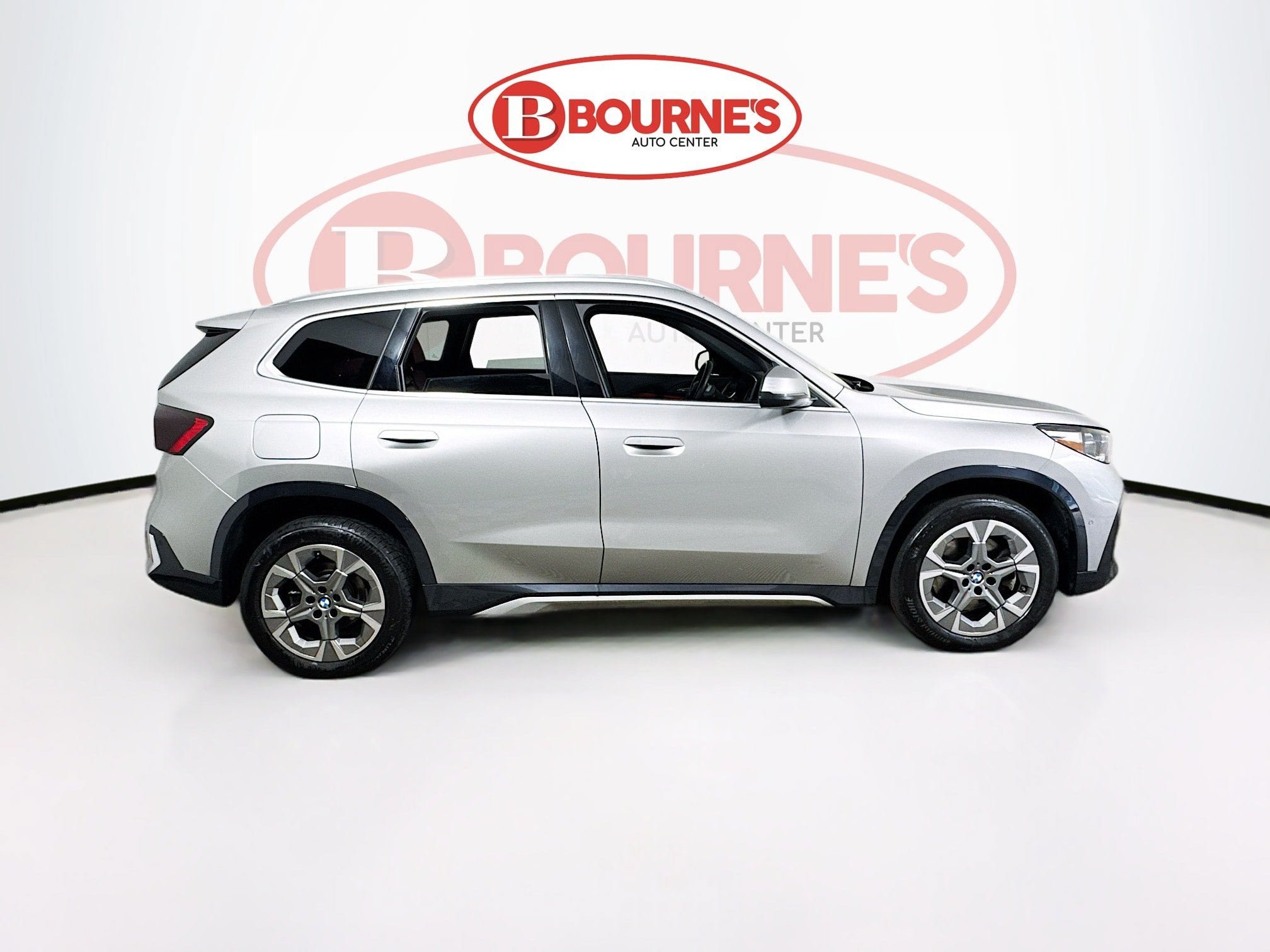 Used 2025 BMW X1 xDrive28i AWD/4WD image 12