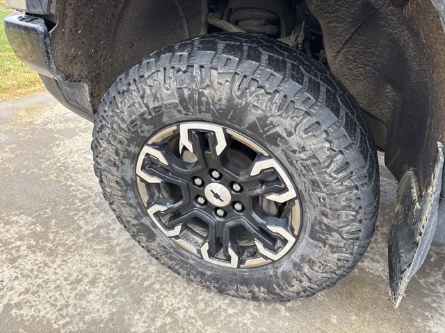 Used 2022 Chevrolet Silverado 1500 ZR2 image 5