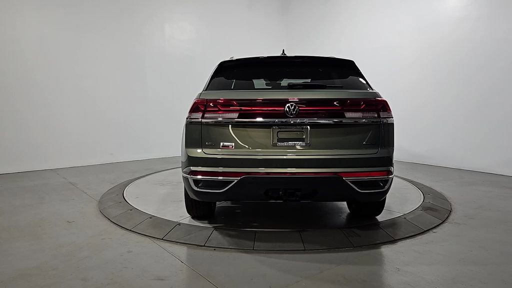 New 2026 Volkswagen Atlas Cross Sport SEL image 4