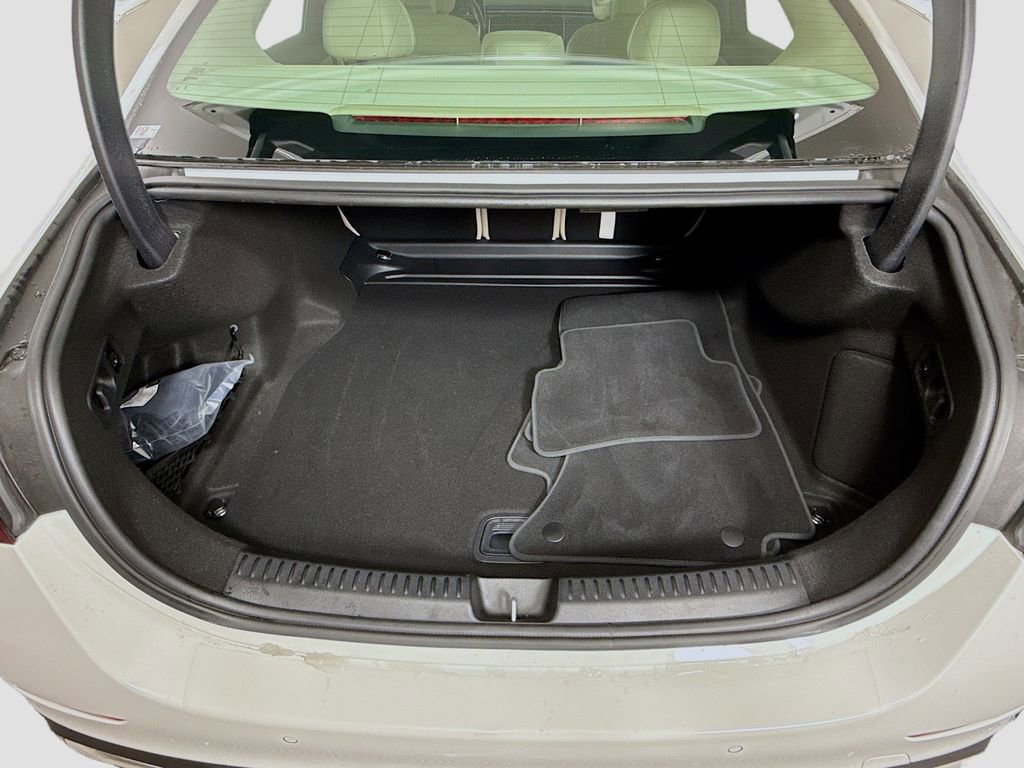 Used 2024 Mercedes-Benz E 350 4MATIC Sedan w/ Winter Package image 27