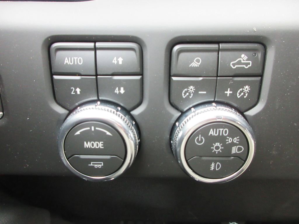 New 2026 GMC Sierra 3500 AT4 image 17