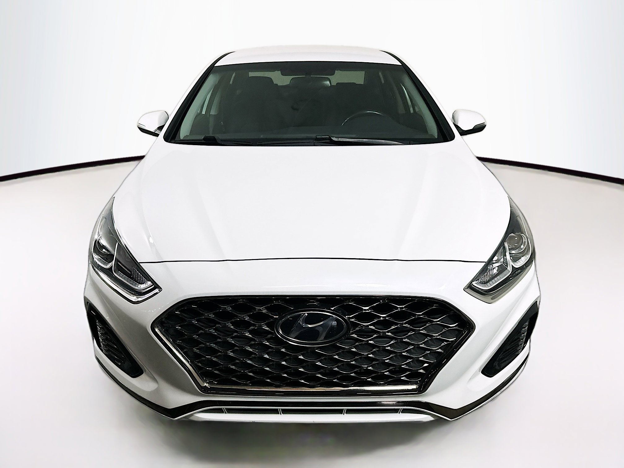 Used 2019 Hyundai Sonata SEL image 2