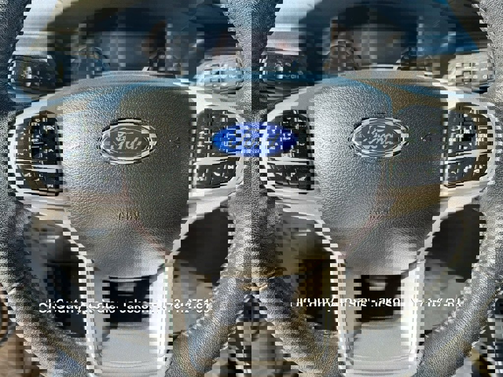 Used 2021 Ford Explorer Limited w/ Equipment Group 301A image 30