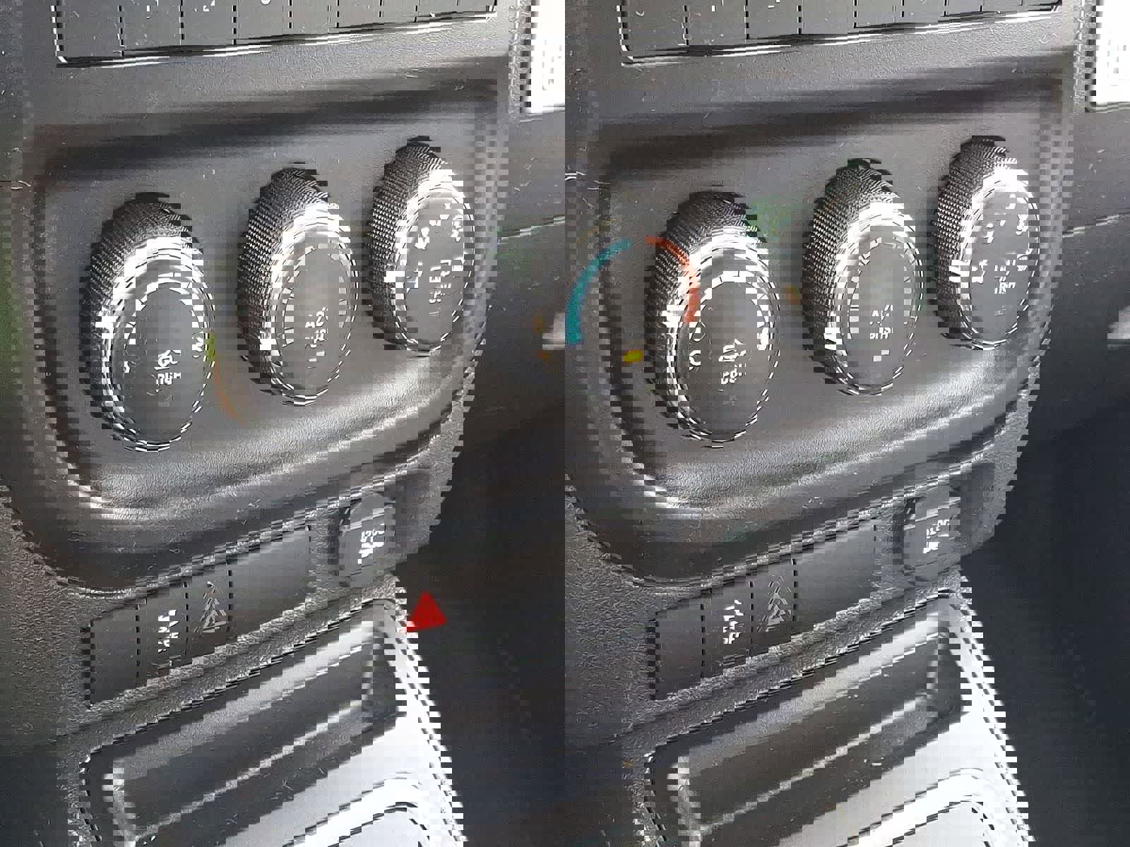 Used 2016 Jeep Compass Sport w/ Power Value Group image 21