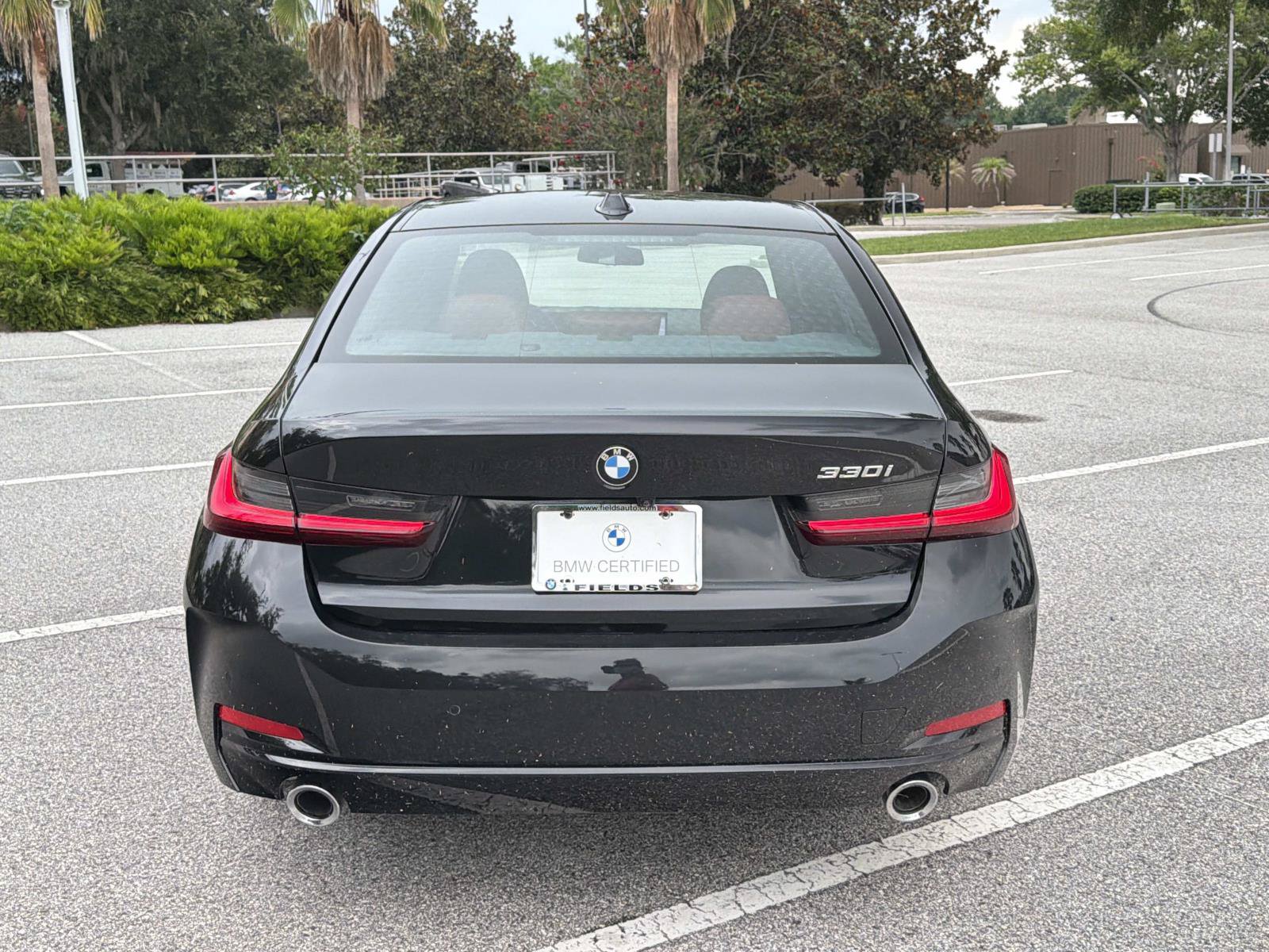 Certified 2025 BMW 330i Sedan RWD image 5