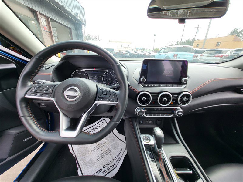 Used 2024 Nissan Sentra SR w/ SR Premium Package image 12