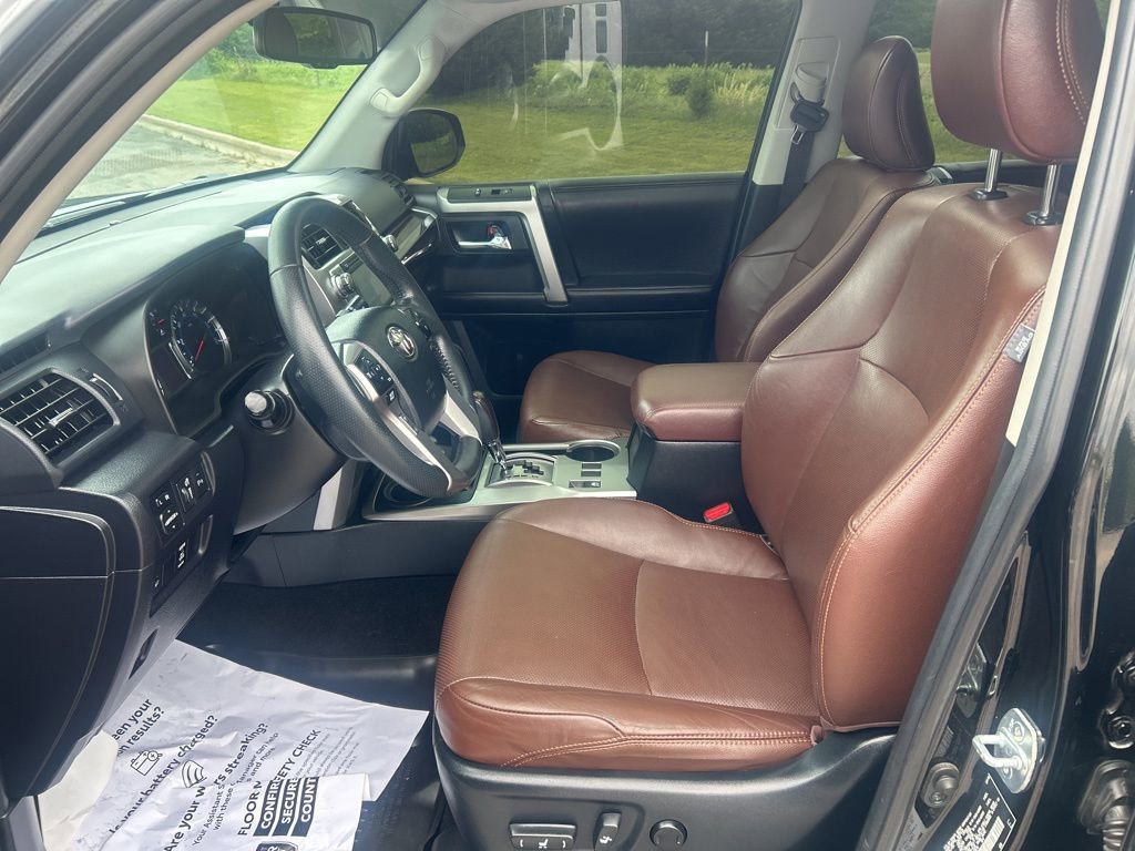 Used 2018 Toyota 4Runner Limited AWD/4WD image 11