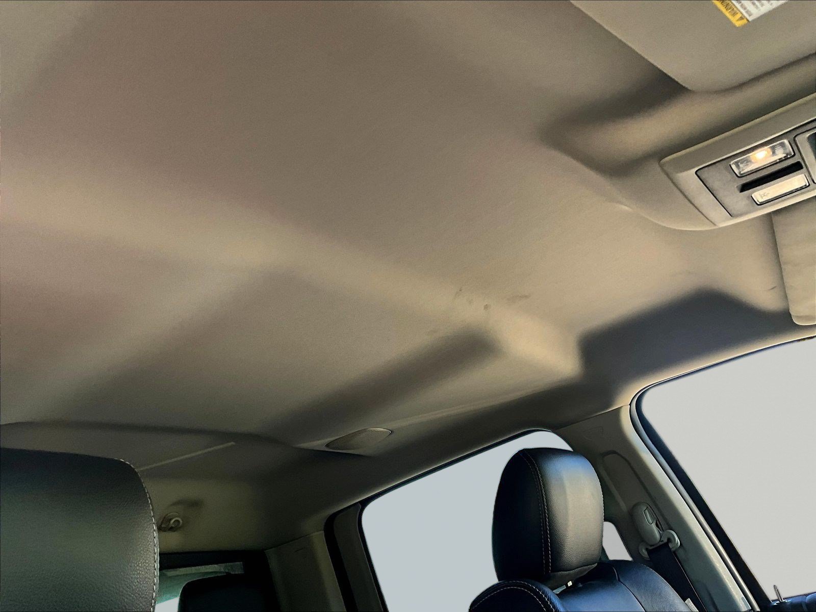 Used 2015 RAM 1500 Laramie w/ Convenience Group AWD/4WD image 28