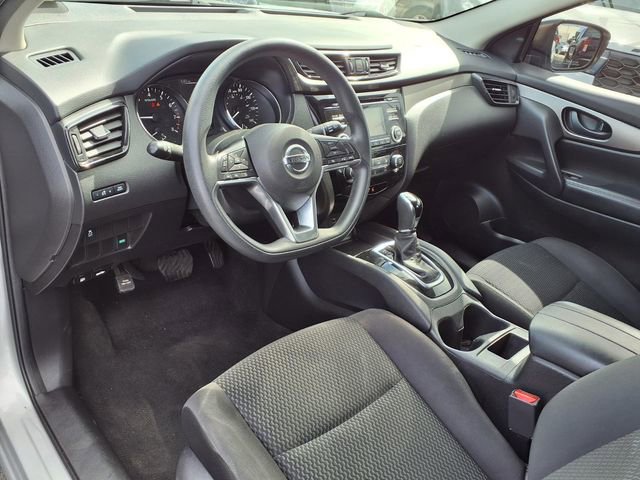 Used 2018 Nissan Rogue Sport S image 4