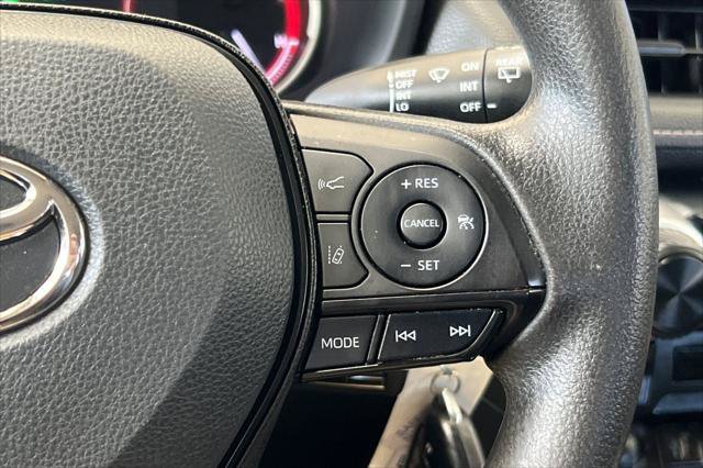 Certified 2023 Toyota RAV4 LE AWD/4WD image 26