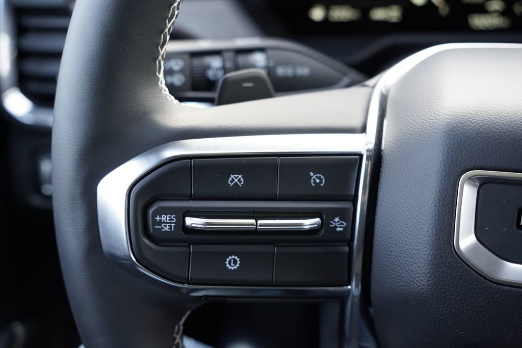 Certified 2025 GMC Acadia Denali image 36