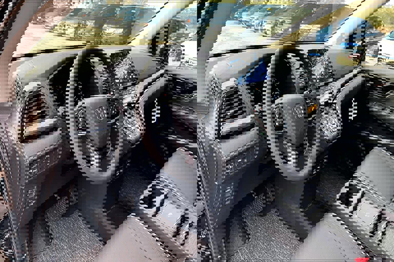 New 2026 Honda Odyssey Elite image 8