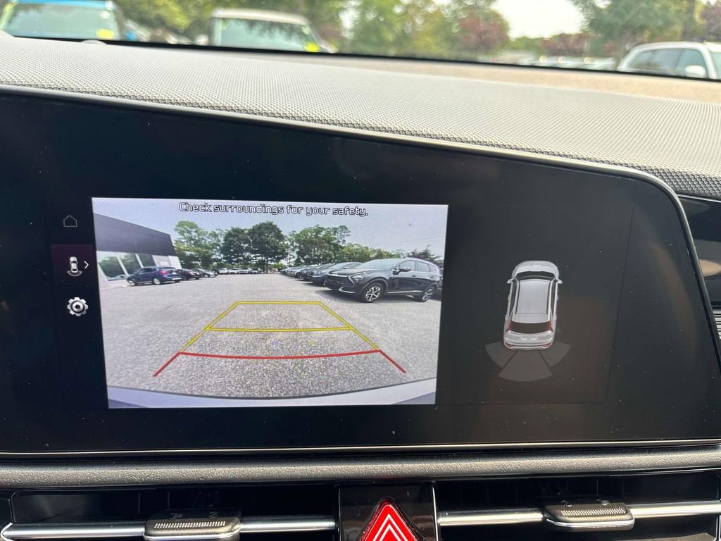 Used 2023 Kia Niro EX image 20