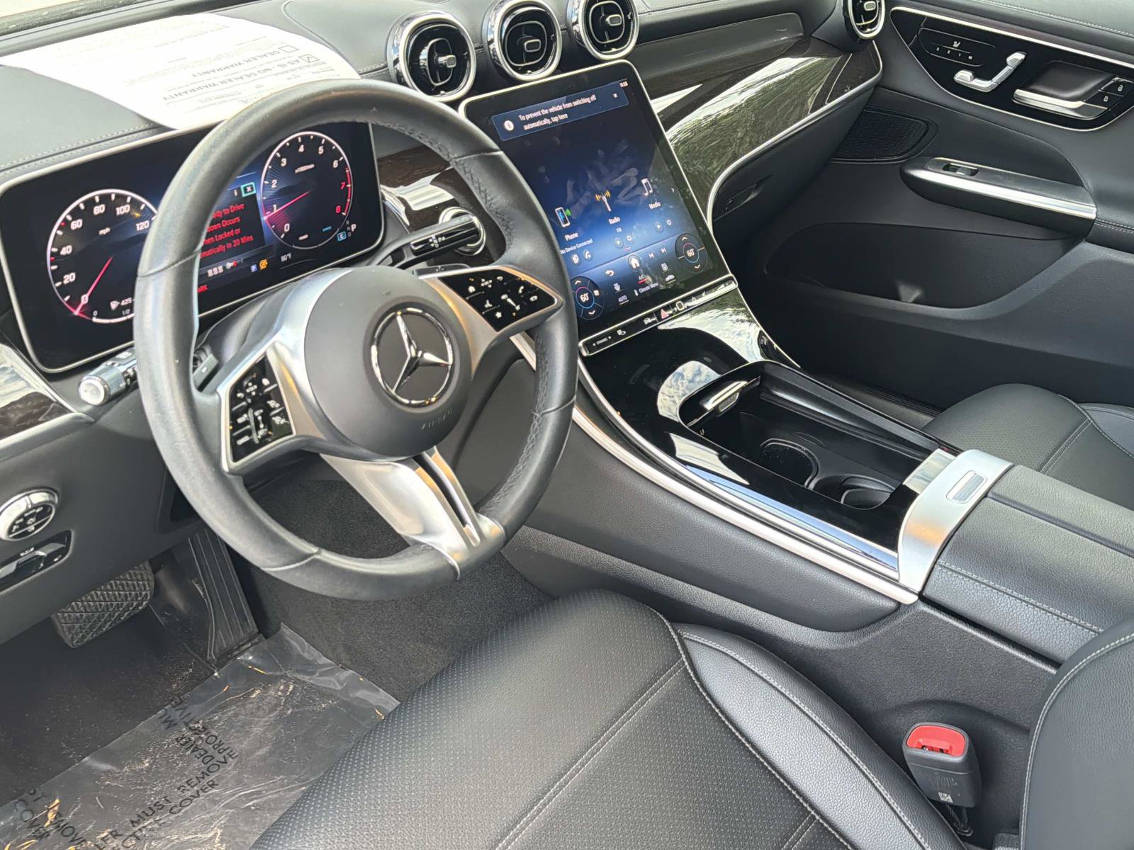 Certified 2024 Mercedes-Benz GLC 300 image 29