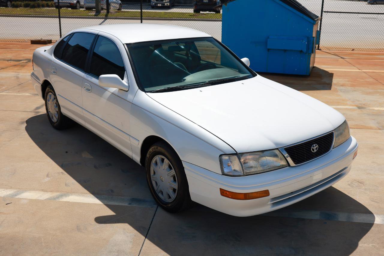 Used 1996 Toyota Avalon XL FWD image 15