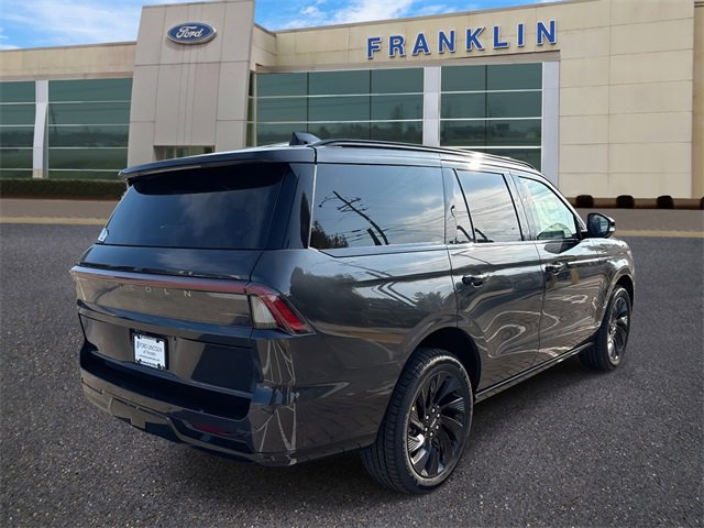 New 2025 Lincoln Navigator Reserve w/ Jet Appearance Package image 7